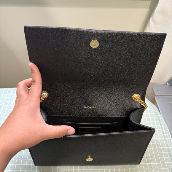 YSL Kate with Tassel - Picture 4 of 8